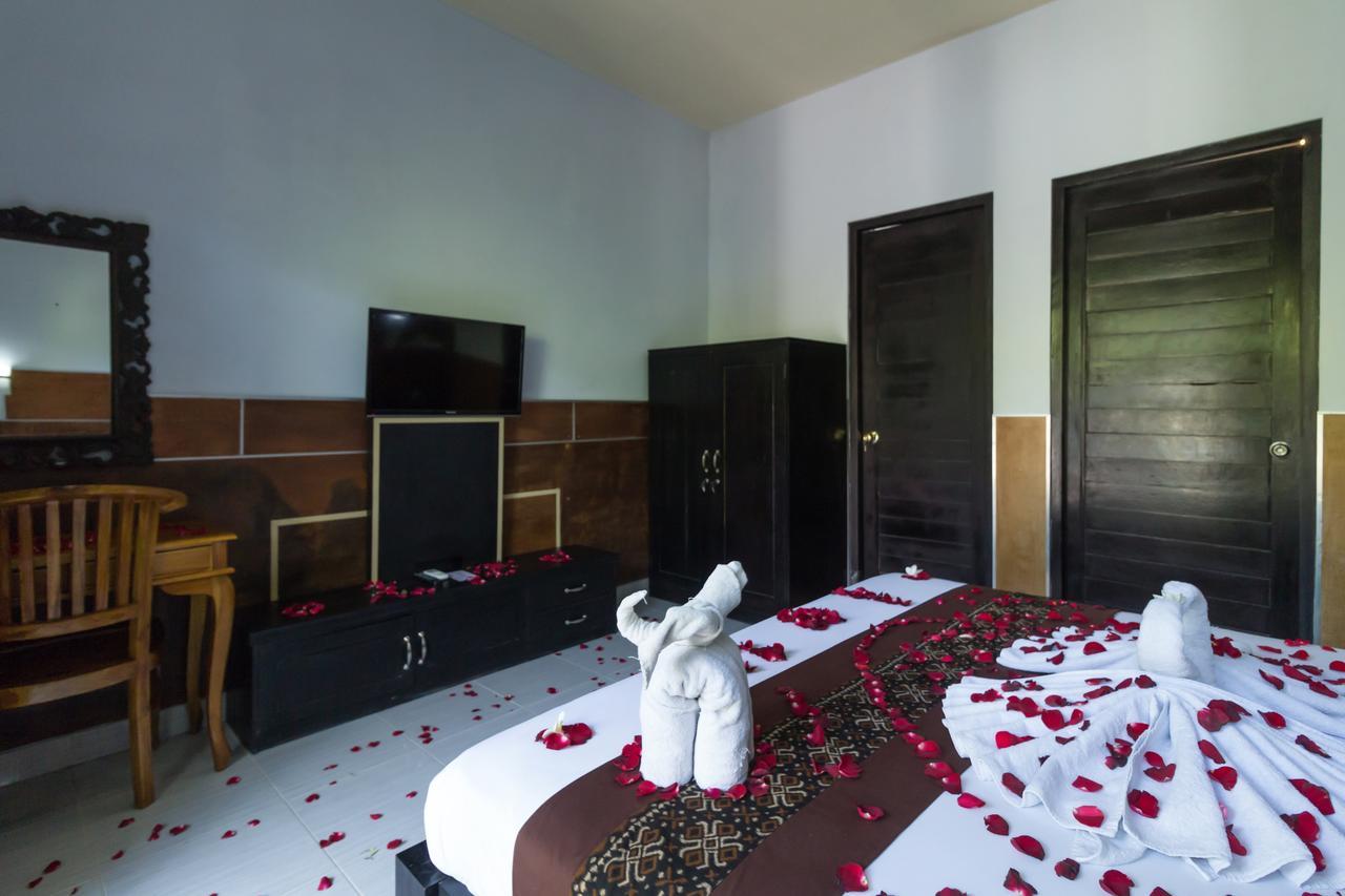 Hotel The Yogasari Seminyak Exterior foto