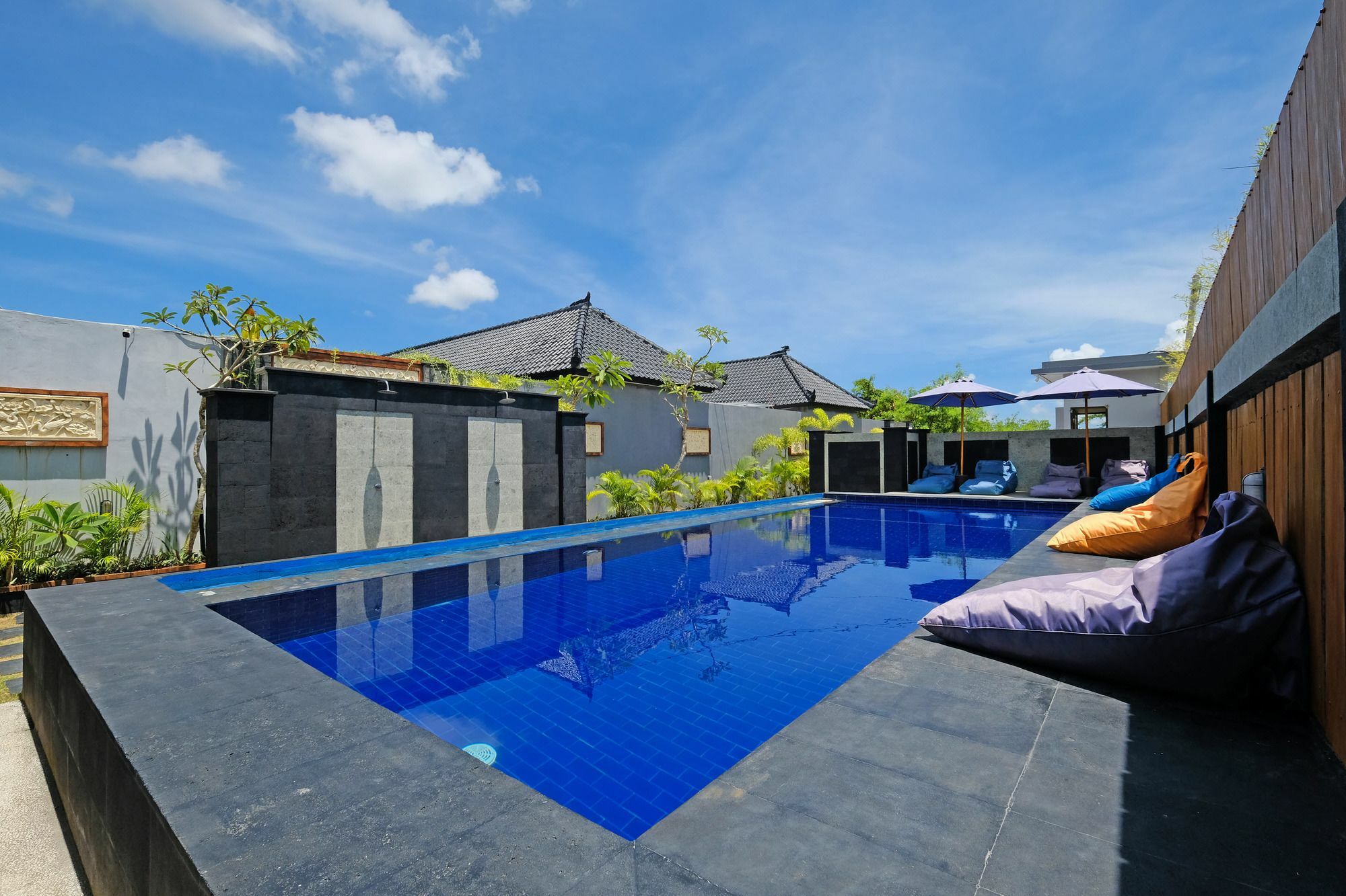 Hotel The Yogasari Seminyak Exterior foto